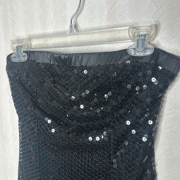 ❤️ AGGIE SEQUIN BANDEAU MINI DRESS Black Sequin dress medium - Picture 4 of 6